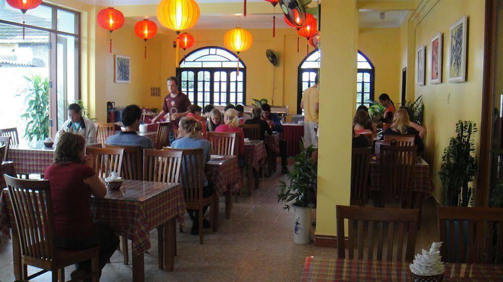 Sunflower Hostel Hoi An Exterior photo